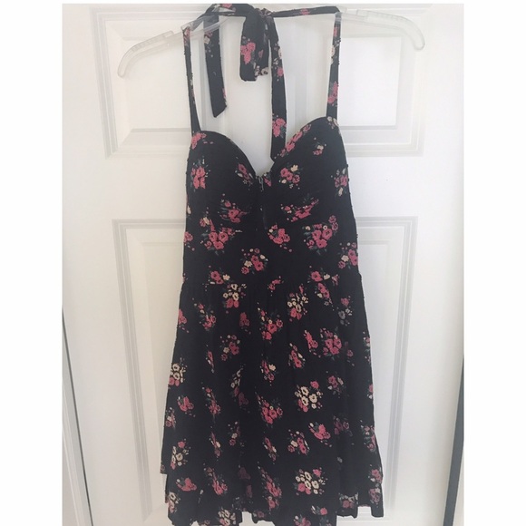 Guess Halter Floral Dress - Picture 2 of 4
